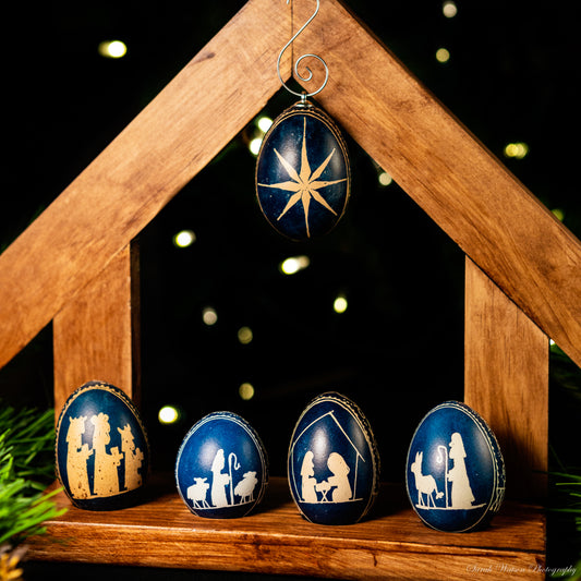 5 Piece Egg Nativity with wooden stand